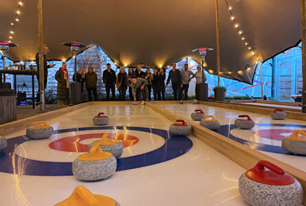 7161Party Curling